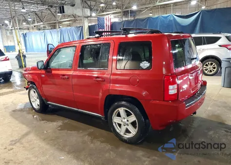 2010 Jeep Patriot Sport из США, поврежденный, VIN 1J4NF2GB5AD645349